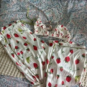 Strawberry Print Intimates Set - White